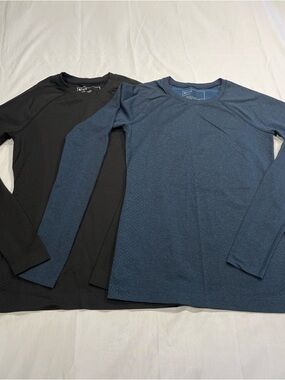 Figs Salta Seamless Long Sleeve Underscrub Tees - Black & Navy
